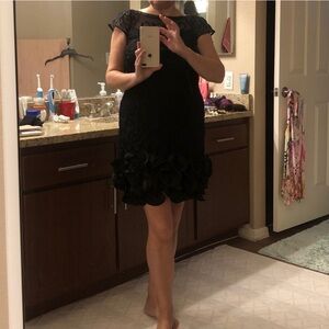 Guess Black Dress with Elegant Design size 6, can fit 8 brand new